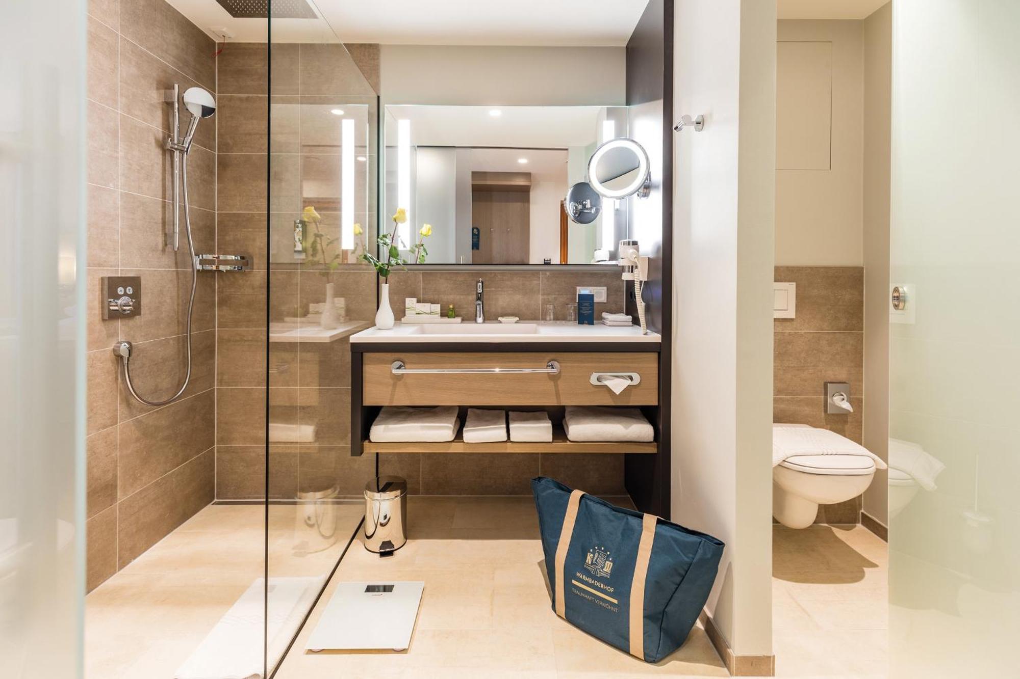 Hotel Warmbaderhof Филах Екстериор снимка