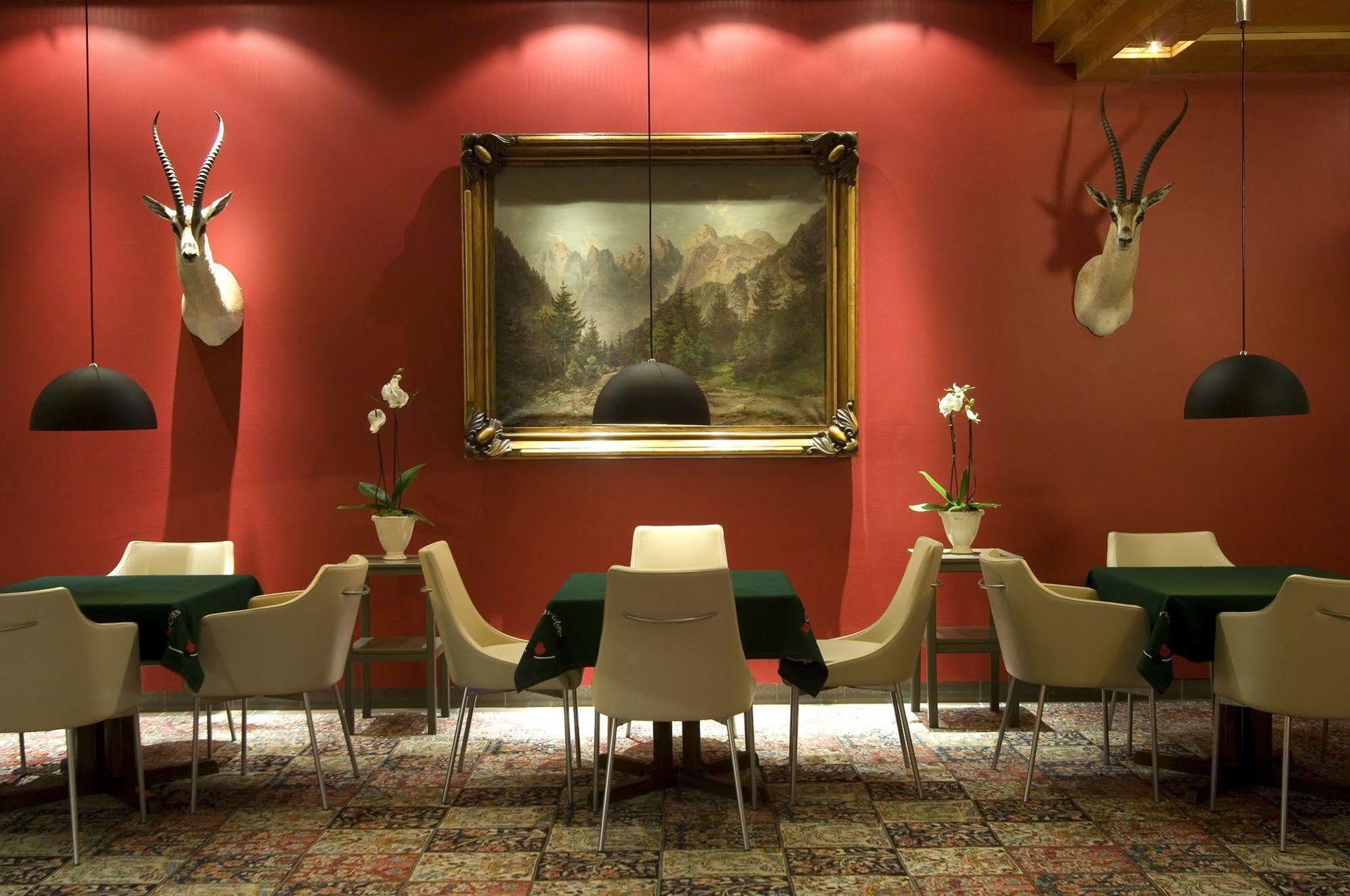 Hotel Warmbaderhof Филах Екстериор снимка
