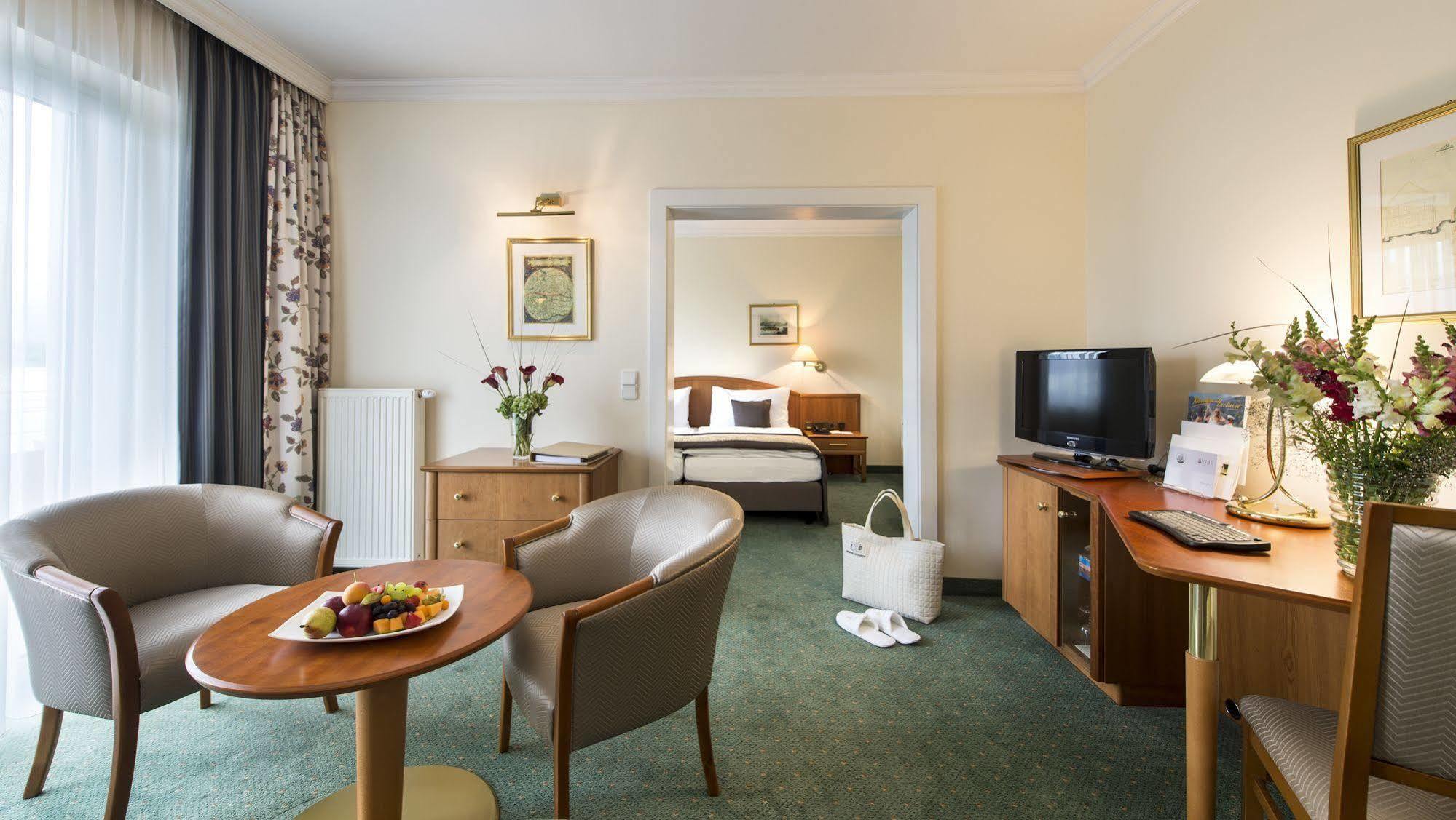 Hotel Warmbaderhof Филах Екстериор снимка